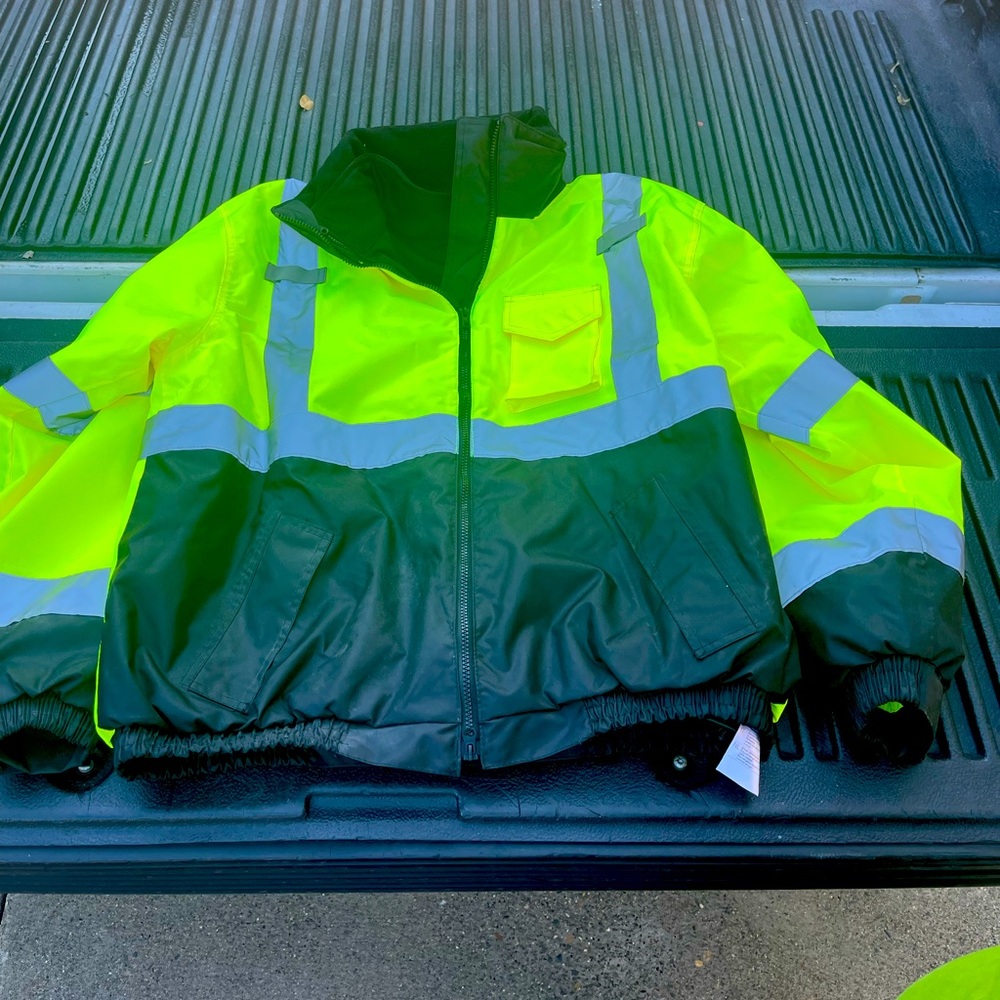 NWOT PORT AUTHORITY ANSI CLASS 3 SAFETY HEAVYWEIGHT PARKA XL
